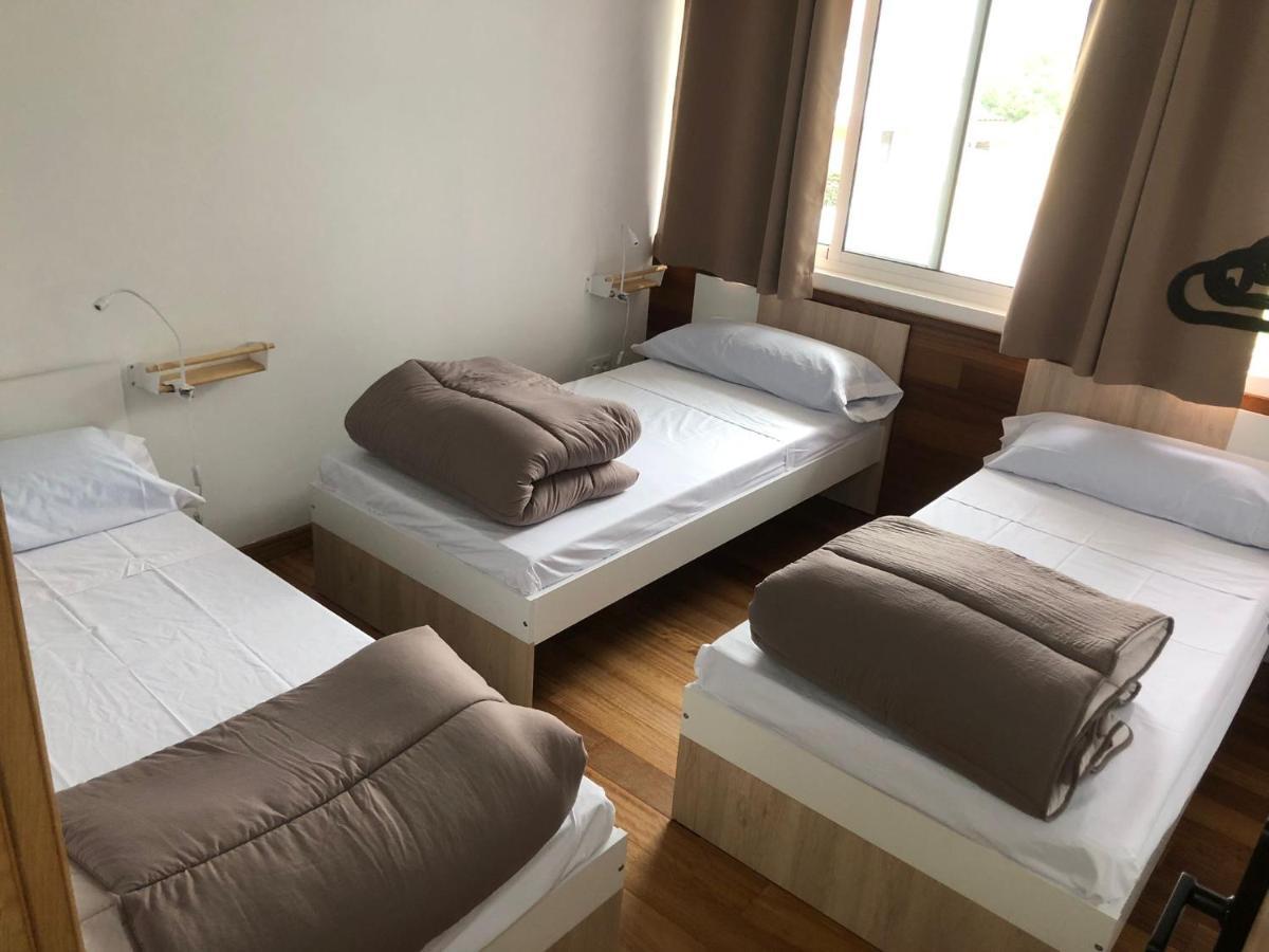 Albergue Rio Mandeo Betanzos Eksteriør bilde